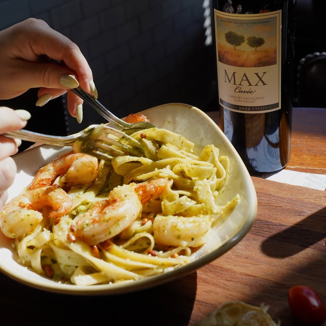 MAX FISH (2) Max Fish noodle soup